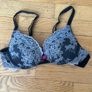 Victoria Secret Bra Dream Angels Push-Up size 34A